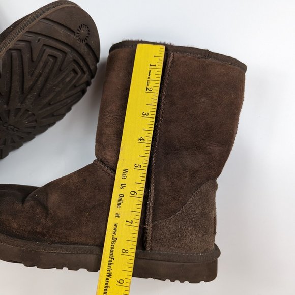UGG Brown Winter Boots - Picture 3 of 9